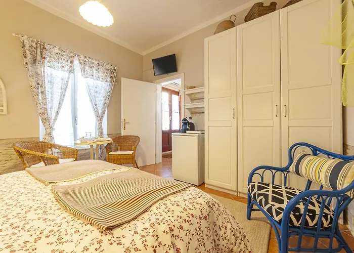 Kapselhotel Domus De Carrera *