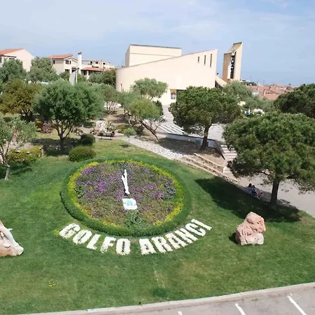 Domus De Carrera Kapslový hotel Golfo Aranci